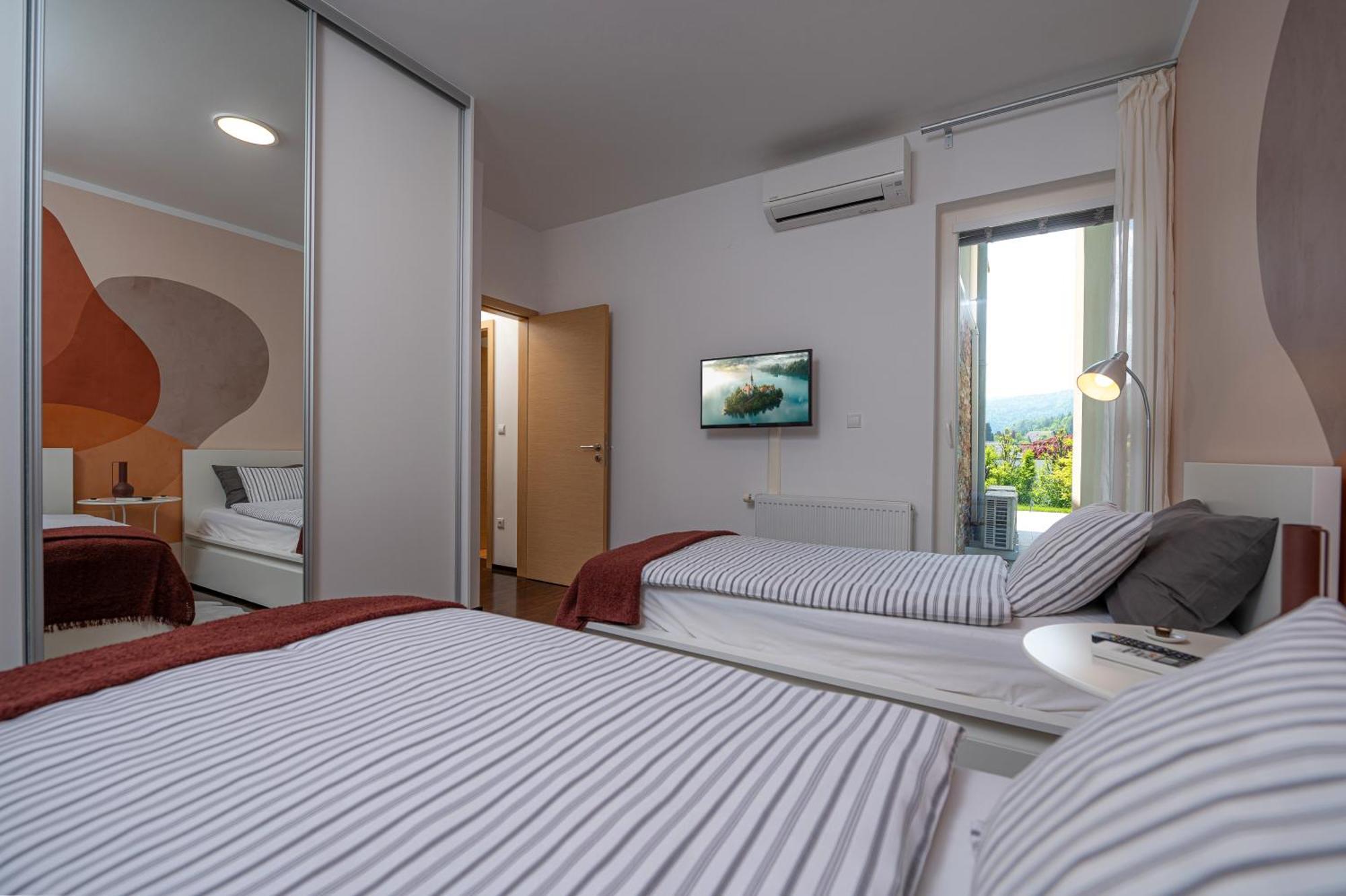 Luxury Apartment Nana Μπλεντ Εξωτερικό φωτογραφία